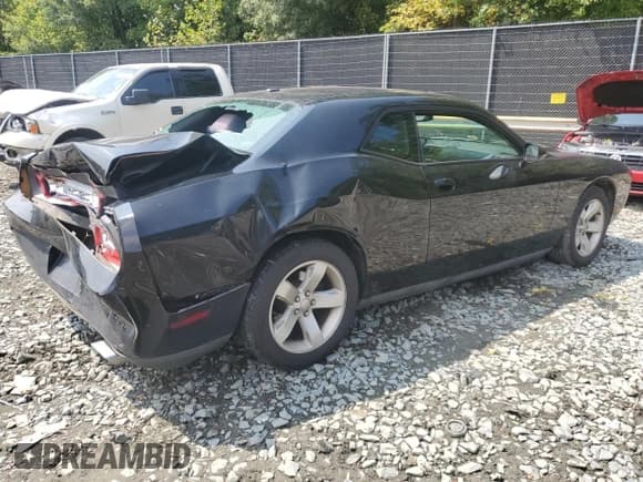 ✅ 2012 Dodge Challenger SXT • VIN: 2C3CDYAG9CH167635 • Lot: 69633954. Wystawiony na Copart z przebiegiem 199 758 mil. Bezpłatny archiwum sprzedaży aukcyjnych z USA i szczegółowy raport historii pojazdu na DreamBid. Zdjęcie 3.