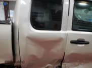 ✅ 2009 Chevrolet Silverado 2500HD LT • VIN: 1GCHK59K29E127525 • Лот: 87948455. Опубликован ранее на Copart с пробегом 128 402 миль. Бесплатный доступ к архиву аукционных продаж из США и подробный отчёт об истории автомобиля на DreamBid. Изображение 10.