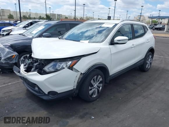 ✅ 2017 Nissan Rogue SL • VIN: JN1BJ1CP0HW002587 • Lot: 41860912. Wystawiony na IAAI z przebiegiem 106 794 mil. Bezpłatny archiwum sprzedaży aukcyjnych z USA i szczegółowy raport historii pojazdu na DreamBid. Zdjęcie 19.