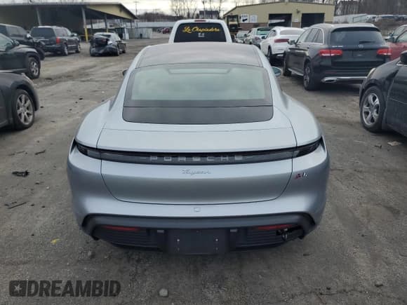 ✅ 2022 Porsche Taycan • VIN: WP0AA2Y11NSA14210 • Lot: 72430792. Listed on Copart with 3,932 mi. Free auction sales archive from the USA and detailed vehicle history report at DreamBid. Image 6.