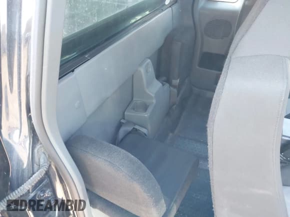 ✅ 2006 Ford Ranger XLT • VIN: 1FTZR45E06PA22069 • Lot: 41760425. Listed on IAAI with 140,807 mi. Free auction sales archive from the USA and detailed vehicle history report at DreamBid. Image 8.