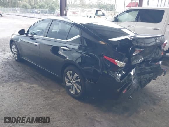 ✅ 2024 Nissan Altima S • VIN: 1N4BL4BV1RN316223 • Lot: 42926230. Wystawiony na IAAI z przebiegiem 73 141 mil. Bezpłatny archiwum sprzedaży aukcyjnych z USA i szczegółowy raport historii pojazdu na DreamBid. Zdjęcie 3.