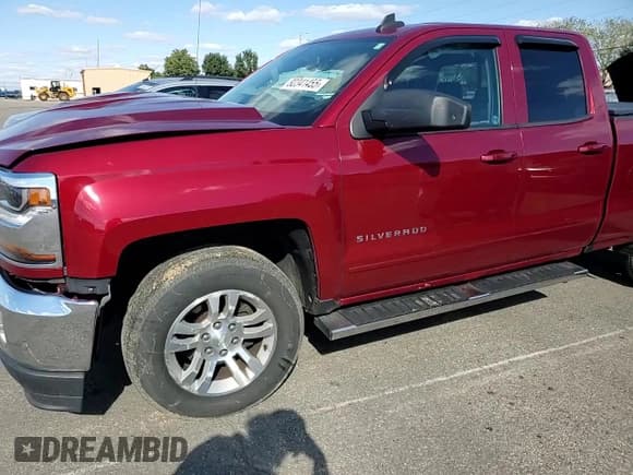 ✅ 2018 Chevrolet Silverado 1500 LT • VIN: 1GCVKREH9JZ196679 • Лот: 82341455. Опубликован ранее на Copart с пробегом 104 723 миль. Бесплатный доступ к архиву аукционных продаж из США и подробный отчёт об истории автомобиля на DreamBid. Изображение 13.