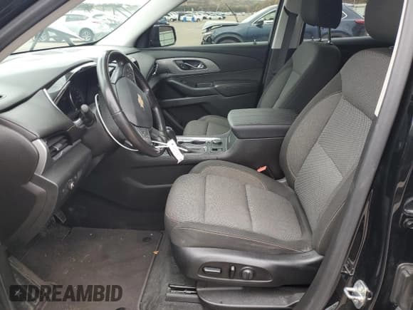 ✅ 2020 Chevrolet Traverse LT Cloth • VIN: 1GNERGKWXLJ304609 • Lot: 90274485. Listed on Copart with 53,356 mi. Free auction sales archive from the USA and detailed vehicle history report at DreamBid. Image 7.