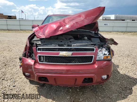 2010 Chevrolet Suburban LT z VIN 1GNUKJE30AR244983, wystawiony jako Copart lot #61648495 z przebiegiem 154 958 mil mil oraz Szkoda całkowita • Salvage title. Historia ofert i sprzedaży dostępna na DreamBid. Obrazek 5.