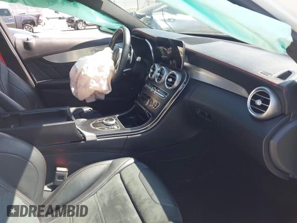 ✅ 2020 Mercedes-Benz C 43 AMG • VIN: 55SWF6EB3LU331939 • Lot: 42684811. Wystawiony na IAAI z przebiegiem 90 875 mil. Bezpłatny archiwum sprzedaży aukcyjnych z USA i szczegółowy raport historii pojazdu na DreamBid. Zdjęcie 5.