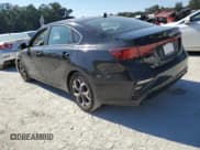 ✅ 2019 Kia Forte LXS • VIN: 3KPF24AD2KE071272 • Lot: 92781855. Wystawiony na Copart z przebiegiem 79 827 mil. Bezpłatny archiwum sprzedaży aukcyjnych z USA i szczegółowy raport historii pojazdu na DreamBid. Zdjęcie 2.