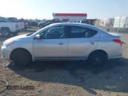 ✅ 2015 Nissan Versa S Plus • VIN: 3N1CN7AP3FL884243 • Lot: 43685905. Wystawiony na IAAI z przebiegiem 168 791 mil. Bezpłatny archiwum sprzedaży aukcyjnych z USA i szczegółowy raport historii pojazdu na DreamBid. Zdjęcie 14.