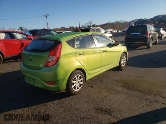 ✅ 2012 Hyundai Accent GS • VIN: KMHCT5AE1CU036462 • Лот: 77466224. Опубликован ранее на Copart с пробегом 106 531 миль. Бесплатный доступ к архиву аукционных продаж из США и подробный отчёт об истории автомобиля на DreamBid. Изображение 3.