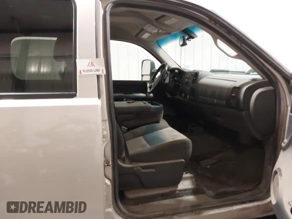 ✅ 2009 Chevrolet Silverado 2500HD LT • VIN: 1GCHK53K79F107189 • Лот: 41492128. Опубликован ранее на IAAI с пробегом Не указан. Бесплатный доступ к архиву аукционных продаж из США и подробный отчёт об истории автомобиля на DreamBid. Изображение 13.