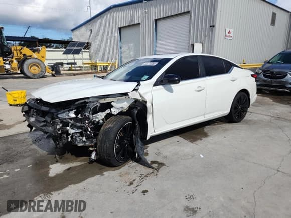 ✅ 2022 Nissan Altima SR • VIN: 1N4BL4CV4NN330044 • Lot: 85778955. Wystawiony na Copart z przebiegiem 86 830 mil. Bezpłatny archiwum sprzedaży aukcyjnych z USA i szczegółowy raport historii pojazdu na DreamBid. Zdjęcie 1.