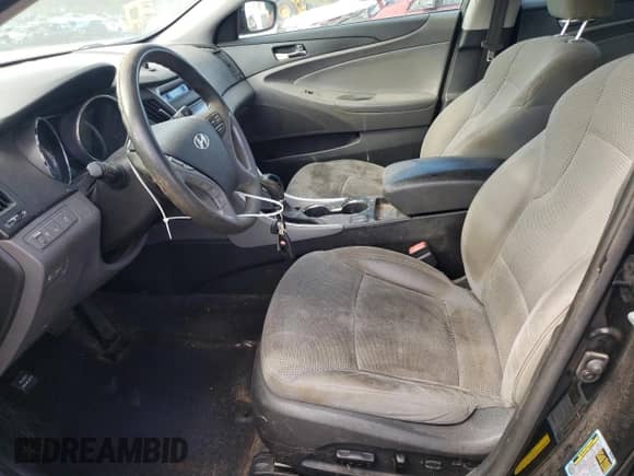 ✅ 2013 Hyundai Sonata GLS • VIN: 5NPEB4AC4DH770744 • Lot: 90736115. Wystawiony na Copart z przebiegiem 143 780 mil mil. Skorzystaj z bezpłatnego archiwum sprzedaży aukcyjnych z USA i zobacz szczegółowy raport historii pojazdu na DreamBid. Zdjęcie 7.