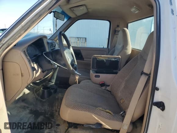 ✅ 1998 Ford Ranger XL • VIN: 1FTYR10C4WUC51923 • Lot: 89843535. Listed on Copart with 240,133 mi. Free auction sales archive from the USA and detailed vehicle history report at DreamBid. Image 7.