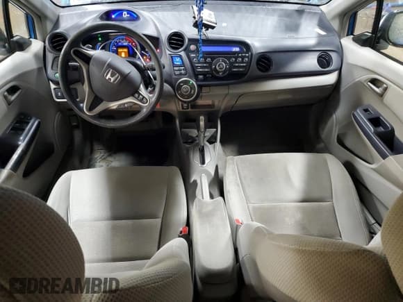 ✅ 2010 Honda Insight EX • VIN: JHMZE2H73AS036498 • Lot: 93460445. Listed on Copart with 134,324 mi. Free auction sales archive from the USA and detailed vehicle history report at DreamBid. Image 8.