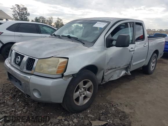 ✅ 2006 Nissan Titan XE • VIN: 1N6AA07AX6N540772 • Lot: 43687267. Wystawiony na IAAI z przebiegiem 179 235 mil. Bezpłatny archiwum sprzedaży aukcyjnych z USA i szczegółowy raport historii pojazdu na DreamBid. Zdjęcie 2.
