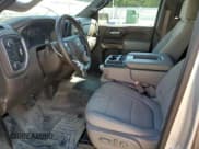 ✅ 2021 Chevrolet Silverado 1500 LT • VIN: 3GCUYDED0MG381413 • Lot: 74282734. Wystawiony na Copart z przebiegiem 98 552 mil. Bezpłatny archiwum sprzedaży aukcyjnych z USA i szczegółowy raport historii pojazdu na DreamBid. Zdjęcie 7.