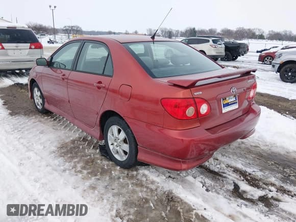 ✅ 2006 Toyota Corolla S • VIN: 2T1BR32E26C664257 • Lot: 43830871. Wystawiony na IAAI z przebiegiem 182 240 mil. Bezpłatny archiwum sprzedaży aukcyjnych z USA i szczegółowy raport historii pojazdu na DreamBid. Zdjęcie 3.
