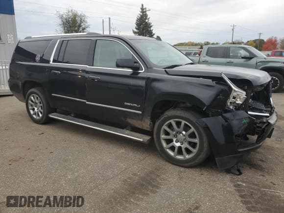 ✅ 2015 GMC Yukon XL Denali • VIN: 1GKS2JKJ3FR570162 • Лот: 90913575. Опубликован ранее на Copart с пробегом 188 638 миль. Бесплатный доступ к архиву аукционных продаж из США и подробный отчёт об истории автомобиля на DreamBid. Изображение 4.