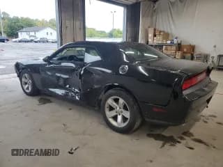 ✅ 2013 Dodge Challenger SXT • VIN: 2C3CDYAG6DH692511 • Lot: 72738364. Wystawiony na Copart z przebiegiem Nie podano. Bezpłatny archiwum sprzedaży aukcyjnych z USA i szczegółowy raport historii pojazdu na DreamBid. Zdjęcie 2.