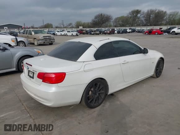 ✅ 2013 BMW 3 Series 328i • VIN: WBADW3C50DJ527686 • Lot: 41801269. Wystawiony na IAAI z przebiegiem 116 929 mil. Bezpłatny archiwum sprzedaży aukcyjnych z USA i szczegółowy raport historii pojazdu na DreamBid. Zdjęcie 4.