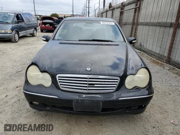 ✅ 2004 Mercedes-Benz C 240 • VIN: WDBRF61J54F551736 • Lot: 80518455. Wystawiony na Copart z przebiegiem 144 692 mil. Bezpłatny archiwum sprzedaży aukcyjnych z USA i szczegółowy raport historii pojazdu na DreamBid. Zdjęcie 5.