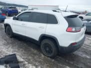 ✅ 2019 Jeep Cherokee Altitude • VIN: 1C4PJLLX9KD416808 • Lot: 41625084. Wystawiony na IAAI z przebiegiem 67 544 mil. Bezpłatny archiwum sprzedaży aukcyjnych z USA i szczegółowy raport historii pojazdu na DreamBid. Zdjęcie 3.