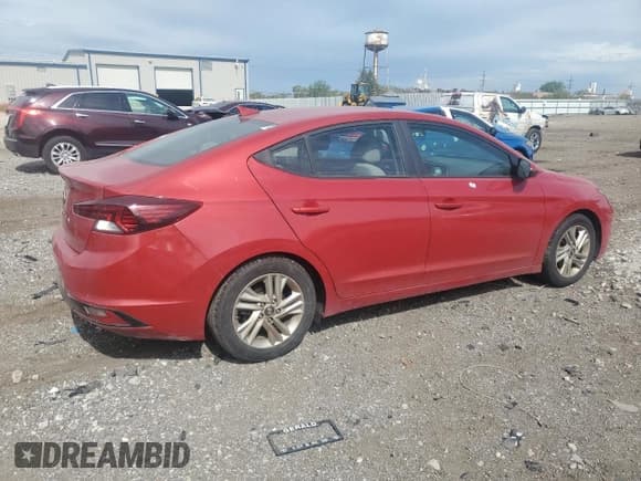 ✅ 2019 Hyundai Elantra SEL • VIN: 5NPD84LF7KH406302 • Лот: 58389805. Опубликован ранее на Copart с пробегом 51 338 миль. Бесплатный доступ к архиву аукционных продаж из США и подробный отчёт об истории автомобиля на DreamBid. Изображение 3.