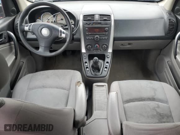 ✅ 2006 Saturn VUE • VIN: 5GZCZ23D96S864599 • Lot: 42745375. Wystawiony na Copart z przebiegiem 276 234 mil. Bezpłatny archiwum sprzedaży aukcyjnych z USA i szczegółowy raport historii pojazdu na DreamBid. Zdjęcie 8.