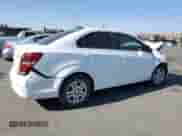 2017 Chevrolet Sonic LS с VIN 1G1JB5SG3H4152017, выставлен на аукционе Copart как лот 69442964 с пробегом 16 021 миль миль и Списание • Salvage title. История ставок и продаж доступна на DreamBid. Изображение 3.