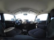 ✅ 2018 Jeep Renegade Sport • VIN: ZACCJBAB4JPJ01055 • Lot: 42583385. Wystawiony na IAAI z przebiegiem 92 907 mil. Bezpłatny archiwum sprzedaży aukcyjnych z USA i szczegółowy raport historii pojazdu na DreamBid. Zdjęcie 18.