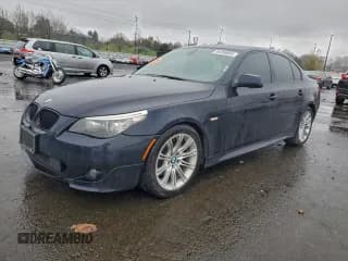 ✅ 2010 BMW 5 Series 528i • VIN: WBANU5C55AC365219 • Lot: 94556855. Wystawiony na Copart z przebiegiem 118 989 mil. Bezpłatny archiwum sprzedaży aukcyjnych z USA i szczegółowy raport historii pojazdu na DreamBid. Zdjęcie 1.