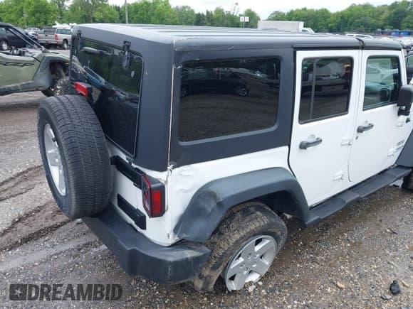 ✅ 2016 Jeep Wrangler Unlimited Sport • VIN: 1C4HJWDG7GL238107 • Lot: 42345271. Listed on IAAI with 104,540 mi. Free auction sales archive from the USA and detailed vehicle history report at DreamBid. Image 6.