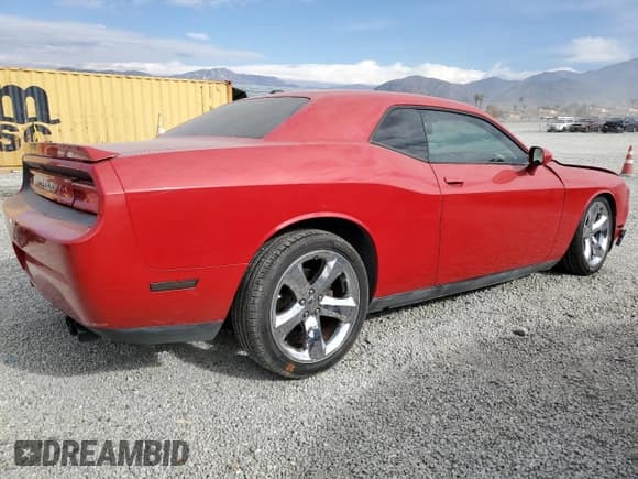✅ 2012 Dodge Challenger SXT • VIN: 2C3CDYAG8CH239926 • Lot: 83454174. Wystawiony na Copart z przebiegiem 65 201 mil. Bezpłatny archiwum sprzedaży aukcyjnych z USA i szczegółowy raport historii pojazdu na DreamBid. Zdjęcie 3.