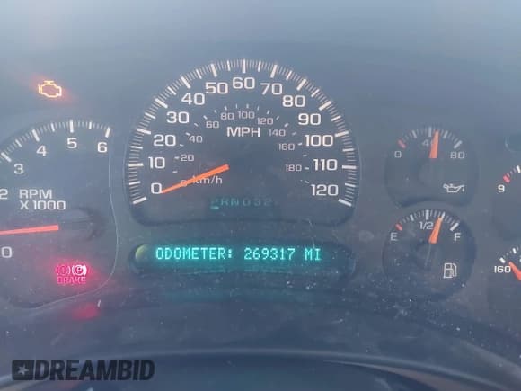 ✅ 2003 GMC Yukon XL SLT • VIN: 3GKFK16Z23G289273 • Lot: 43600285. Listed on IAAI with 269,317 mi. Free auction sales archive from the USA and detailed vehicle history report at DreamBid. Image 7.