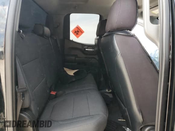 ✅ 2020 Chevrolet Silverado 1500 Custom • VIN: 1GCRWBEH3LZ232642 • Lot: 61209264. Wystawiony na Copart z przebiegiem 47 311 mil. Bezpłatny archiwum sprzedaży aukcyjnych z USA i szczegółowy raport historii pojazdu na DreamBid. Zdjęcie 10.