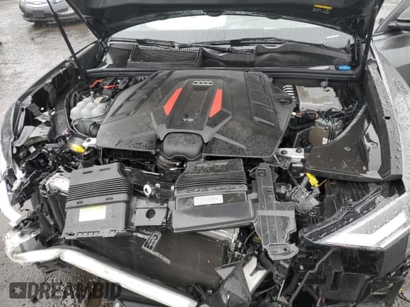 ✅ 2021 Audi SQ8 Premium Plus • VIN: WA1AWBF11MD011659 • Lot: 68281973. Wystawiony na Copart z przebiegiem Nie podano. Bezpłatny archiwum sprzedaży aukcyjnych z USA i szczegółowy raport historii pojazdu na DreamBid. Zdjęcie 13.