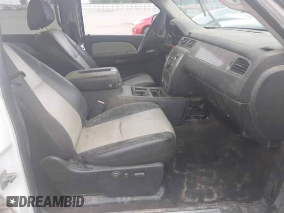 ✅ 2008 GMC Sierra 1500 SLT • VIN: 2GTEK13J881264402 • Lot: 43340783. Listed on IAAI with 286,773 mi. Free auction sales archive from the USA and detailed vehicle history report at DreamBid. Image 5.