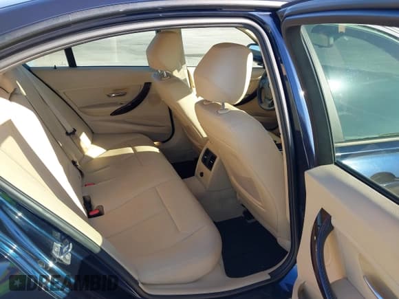 ✅ 2014 BMW 3 Series 320i • VIN: WBA3B1G50ENS81240 • Лот: 43390037. Опубликован ранее на IAAI с пробегом 168 147 миль. Бесплатный доступ к архиву аукционных продаж из США и подробный отчёт об истории автомобиля на DreamBid. Изображение 8.