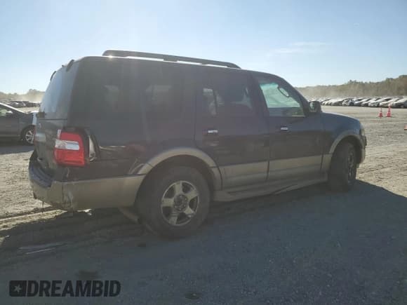 ✅ 2007 Ford Expedition Eddie Bauer • VIN: 1FMFU17527LA58766 • Lot: 87380135. Listed on Copart with 232,072 mi. Free auction sales archive from the USA and detailed vehicle history report at DreamBid. Image 3.