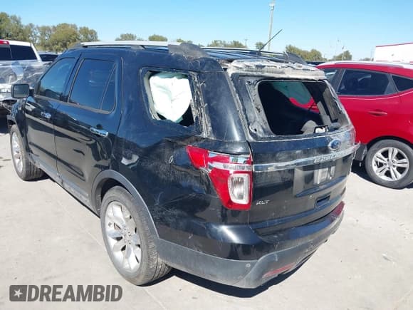 ✅ 2014 Ford Explorer XLT • VIN: 1FM5K7D85EGC47114 • Lot: 43571672. Listed on IAAI with 174,061 mi. Free auction sales archive from the USA and detailed vehicle history report at DreamBid. Image 6.