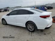 ✅ 2019 Hyundai Sonata SE • VIN: 5NPE24AF5KH786412 • Лот: 70106042. Опубликован ранее на Copart с пробегом 50 872 миль. Бесплатный доступ к архиву аукционных продаж из США и подробный отчёт об истории автомобиля на DreamBid. Изображение 2.