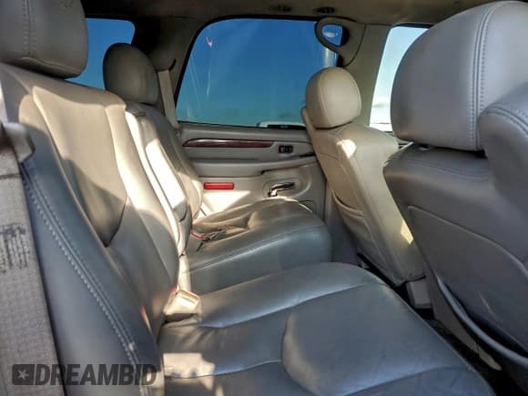 ✅ 2004 Cadillac Escalade • VIN: 1GYEK63N14R291016 • Lot: 93738195. Listed on Copart with 182,974 mi. Free auction sales archive from the USA and detailed vehicle history report at DreamBid. Image 11.
