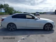 ✅ 2020 BMW 3 Series 330i • VIN: 3MW5R1J04L8B34579 • Lot: 43366185. Wystawiony na IAAI z przebiegiem Nie podano. Bezpłatny archiwum sprzedaży aukcyjnych z USA i szczegółowy raport historii pojazdu na DreamBid. Zdjęcie 13.