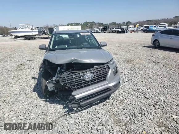 ✅ 2022 Hyundai Venue SE • VIN: KMHRB8A34NU200027 • Lot: 48943175. Listed on Copart with 49,388 mi. Free auction sales archive from the USA and detailed vehicle history report at DreamBid. Image 11.