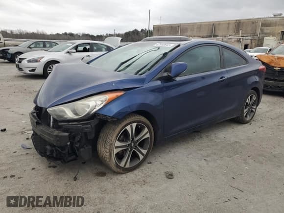 ✅ 2013 Hyundai Elantra SE • VIN: KMHDH6AE2DU011809 • Lot: 47988945. Wystawiony na Copart z przebiegiem 157 813 mil. Bezpłatny archiwum sprzedaży aukcyjnych z USA i szczegółowy raport historii pojazdu na DreamBid. Zdjęcie 1.