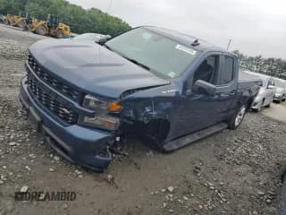 ✅ 2021 Chevrolet Silverado 1500 Custom • VIN: 1GCRYBEK8MZ386142 • Lot: 61237245. Wystawiony na Copart z przebiegiem 53 737 mil. Bezpłatny archiwum sprzedaży aukcyjnych z USA i szczegółowy raport historii pojazdu na DreamBid. Zdjęcie 1.