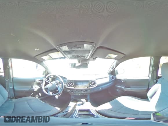 ✅ 2019 Toyota Tacoma TRD Off Road • VIN: 5TFCZ5ANXKX177823 • Lot: 68167075. Wystawiony na Copart z przebiegiem 134 818 mil. Bezpłatny archiwum sprzedaży aukcyjnych z USA i szczegółowy raport historii pojazdu na DreamBid. Zdjęcie 15.