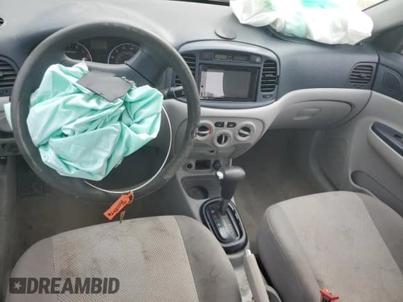 ✅ 2006 Hyundai Accent GLS • VIN: KMHCN46C06U047601 • Лот: 41873365. Опубликован ранее на Copart с пробегом 163 812 миль. Бесплатный доступ к архиву аукционных продаж из США и подробный отчёт об истории автомобиля на DreamBid. Изображение 8.