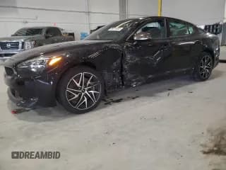 ✅ 2022 Kia Stinger GT-Line • VIN: KNAE35LD4N6099240 • Lot: 85678855. Wystawiony na Copart z przebiegiem 46 636 mil. Bezpłatny archiwum sprzedaży aukcyjnych z USA i szczegółowy raport historii pojazdu na DreamBid. Zdjęcie 1.