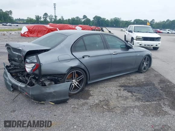 ✅ 2019 Mercedes-Benz E 53 AMG • VIN: WDDZF6BBXKA491848 • Lot: 39120298. Listed on IAAI with 37,330 mi. Free auction sales archive from the USA and detailed vehicle history report at DreamBid. Image 4.